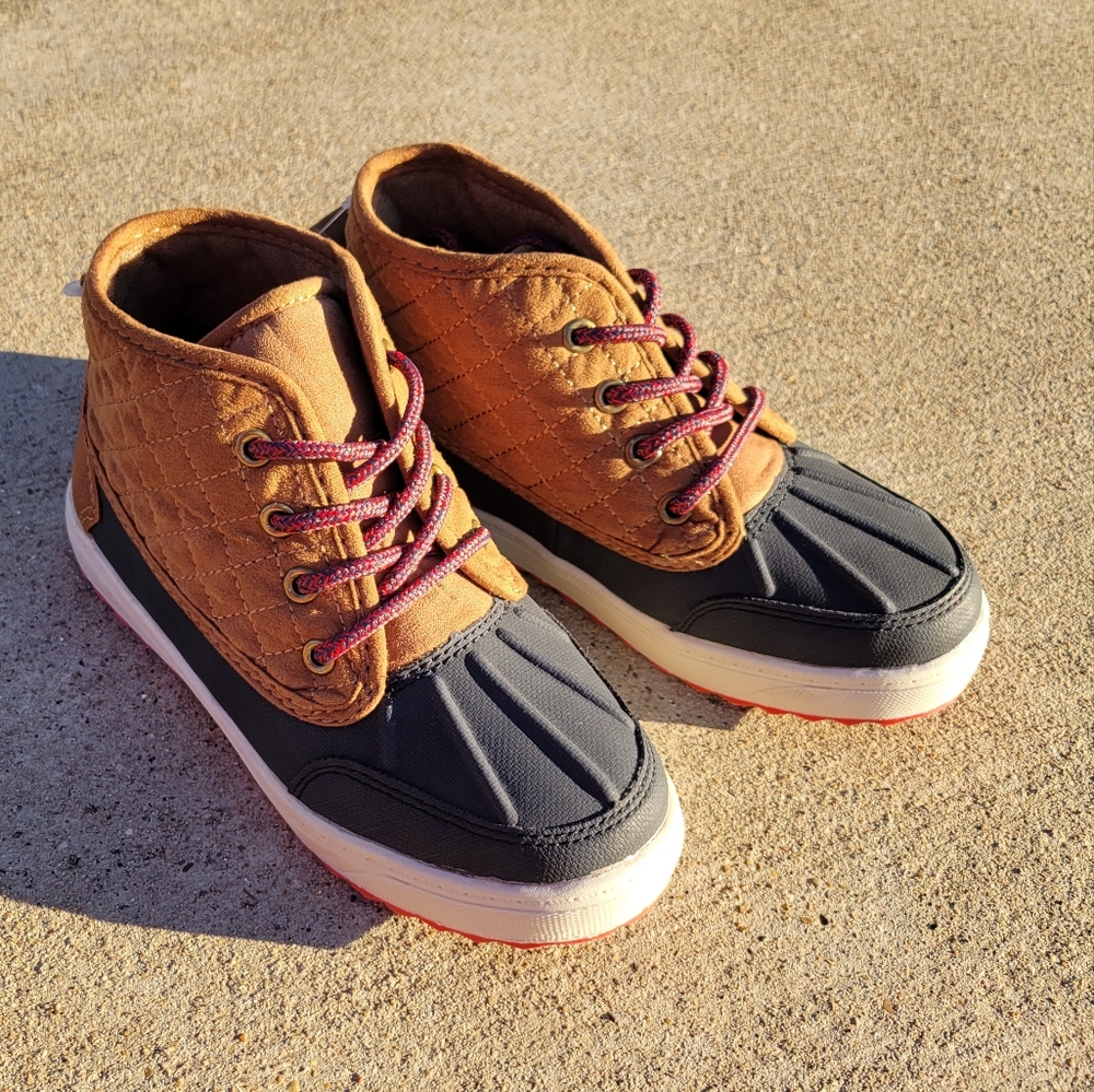 NWT Oshkosh Winter Boot Lined for Warmth